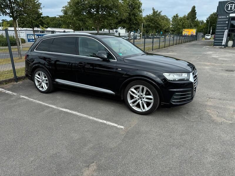 Schwarz Gebraucht 2015 Audi Q7 S-Line SUV | 31.999 € (Teuer) - Bild 1/4