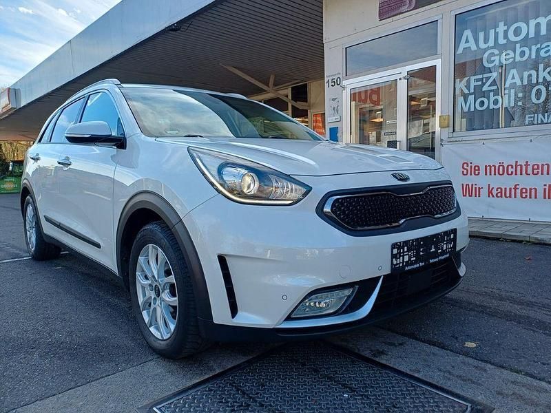 (swp) snow white pearl Gebraucht 2016 Kia Niro Spirit SUV | 11.990 € (Fairer Preis) - Bild 1/4