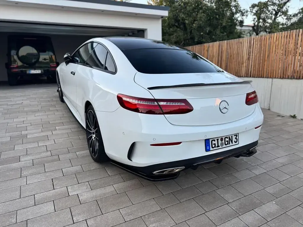 Gebraucht Mercedes E200 AMG 184 PS (135 kW) 2018 Weiß