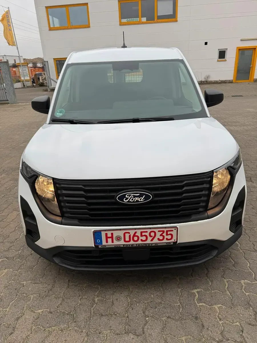 Gebraucht Ford Transit 101 PS (74 kW) 2024 Weiß