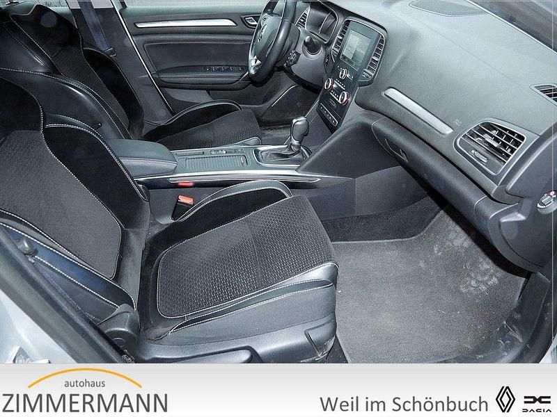 Gebraucht Renault Mégane GrandTour Intens 132 PS (97 kW) 2017 Grau / platingrau (metallic) Kombi