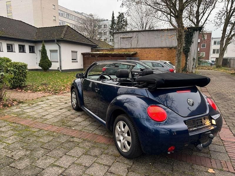 Gebraucht VW Beetle Cabriolet 116 PS (85 kW) 2003 Blau Cabrio