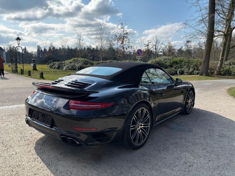 Gebraucht Porsche 911 Turbo Cabriolet 521 PS (383 kW) 2014 Basaltschwarzmetallic Cabrio