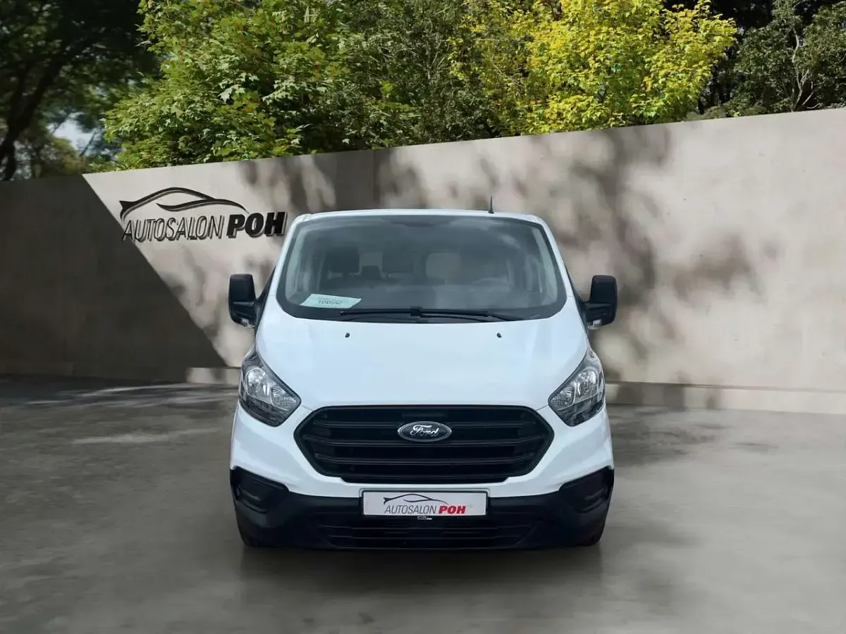 Gebraucht Ford Transit Custom 105 PS (77 kW) 2021 Frozen white Kombi