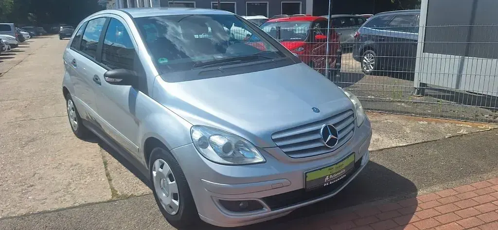 Gebraucht Mercedes B170 116 PS (85 kW) 2007 Silber Van / Kleinbus