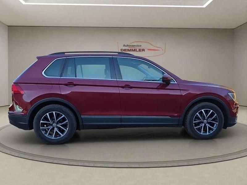 Gebraucht VW Tiguan 150 PS (110 kW) 2018 Rot SUV