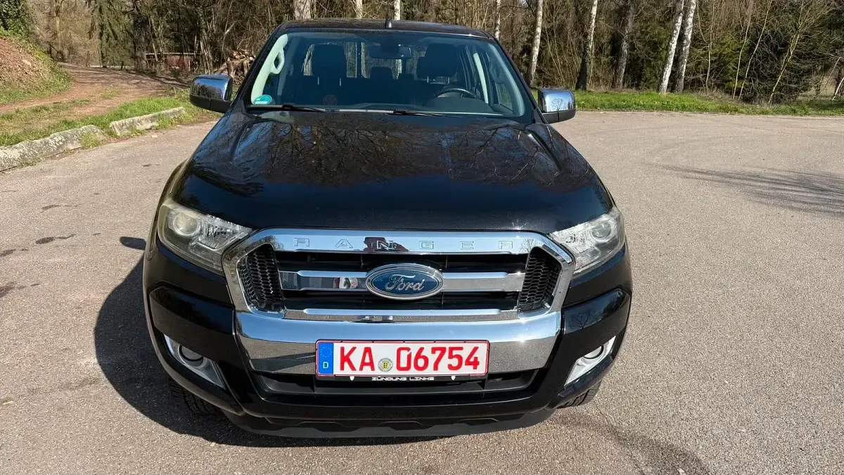 Gebraucht Ford Ranger 160 PS (117 kW) 2016 Schwarz Pickup