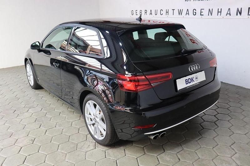 Gebraucht Audi A3 Sport 150 PS (110 kW) 2016 Schwarz Limousine