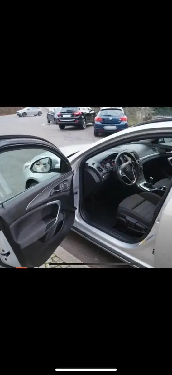 Gebraucht Opel Insignia 120 PS (88 kW) 2015 Silber Kombi