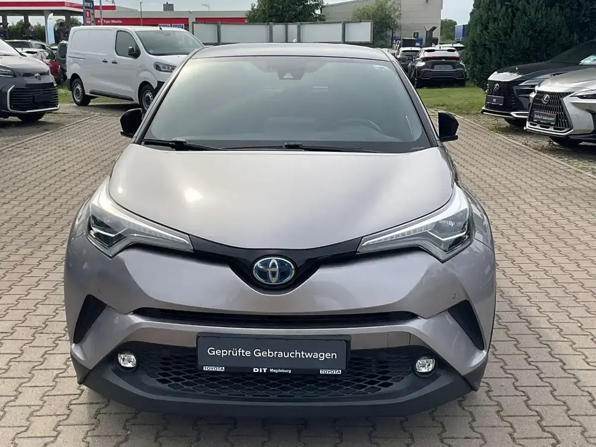 Gebraucht Toyota C-HR Plus 122 PS (89 kW) 2017 Metalstreamgrau metallic / dach schwarz SUV