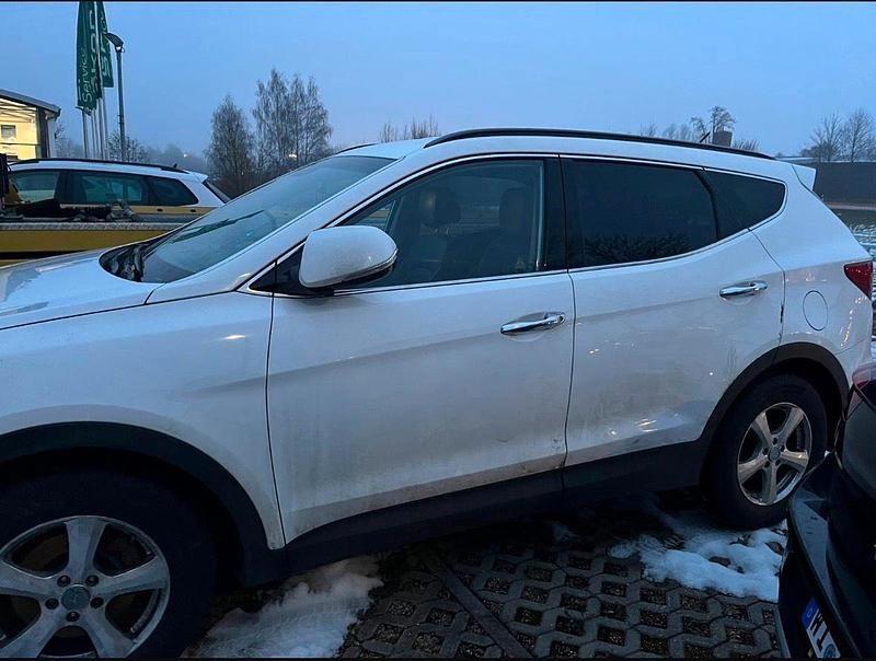 Gebraucht Hyundai Santa Fe 197 PS (144 kW) 2014 Weiß SUV
