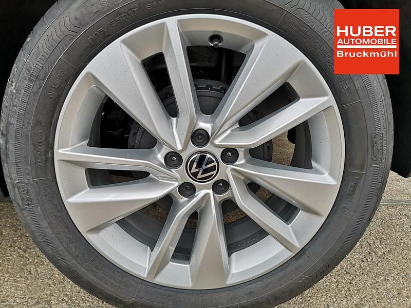 Neu VW Taigo Life 95 PS (69 kW) 2025 Reflexsilber metallic SUV