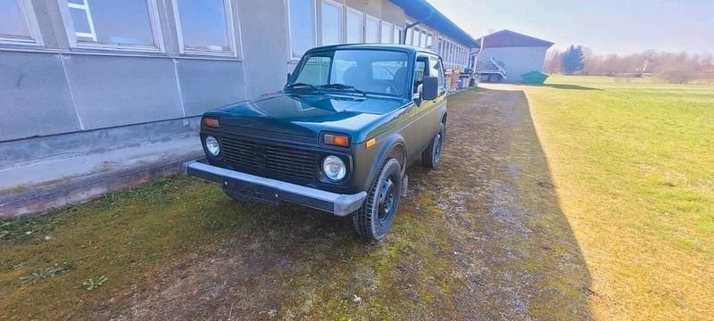 Gebraucht Lada niva 82 PS (60 kW) 2008 SUV