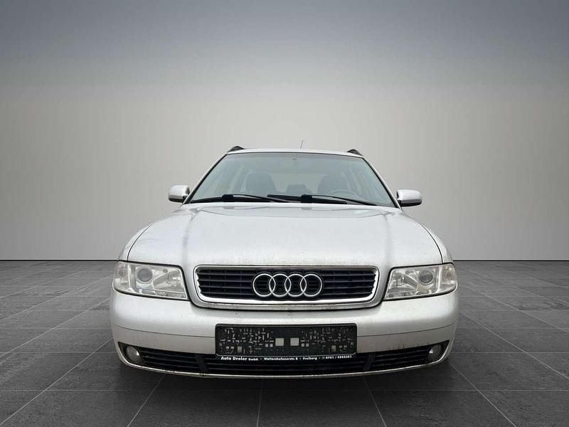 Usata Audi A4 165 CV (121 kW) 2000 Argento Station wagon
