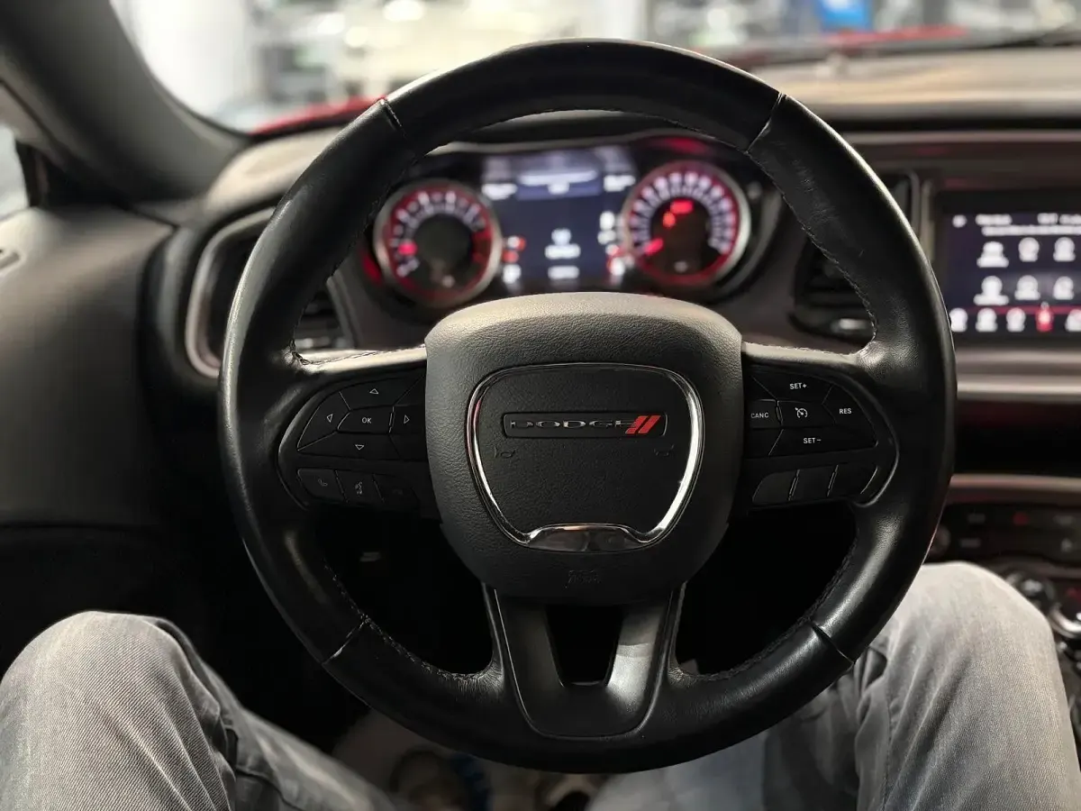 Käytetty Dodge Challenger SXT 309 HP (227 kW) 2019 Punainen Coupe - kaksiovinen