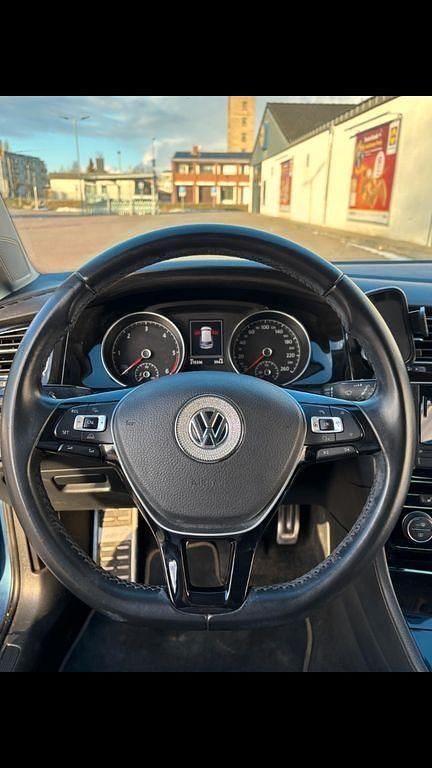 Gebraucht VW Golf Allstar 110 PS (80 kW) 2016 Blau Limousine