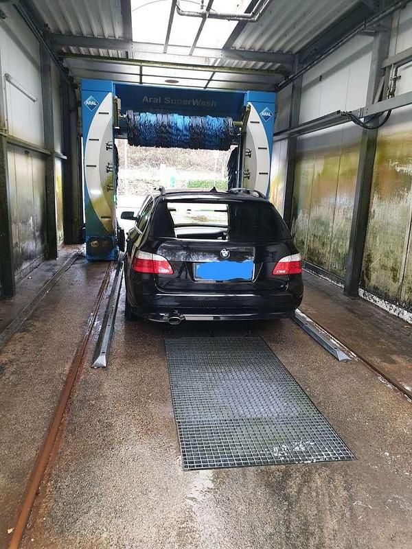 Gebraucht 2009 BMW 520 Sport Line Kombi | 4.000 € (Superpreis) - Bild 1/4