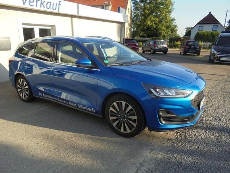 Dynamicblaumetallic Gebraucht 2023 Ford Focus Titanium X Kombi | 27.880 € (Teuer) - Bild 1/4