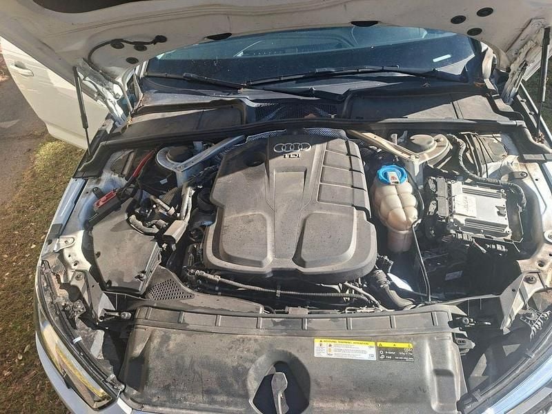 Second-hand Audi A4 150 CP (110 kW) 2018 Alb Break