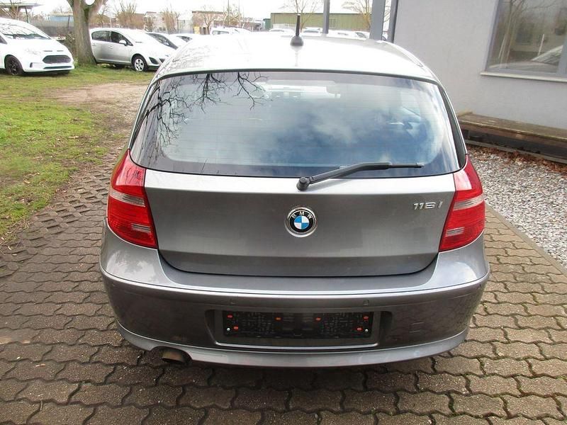 Gebraucht BMW 116 Advantage 122 PS (89 kW) 2009 Grau Kleinwagen