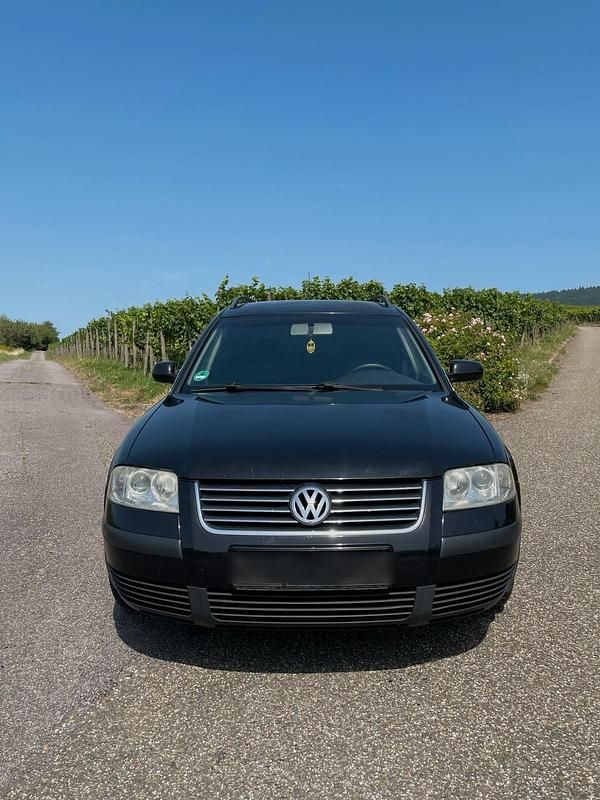 Gebraucht 2004 VW Passat Kombi | 1.499 € (Fairer Preis) - Bild 1/4