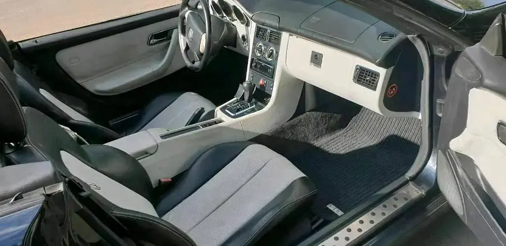 Gebraucht Mercedes SLK200 136 PS (100 kW) 1997 Schwarz Cabrio