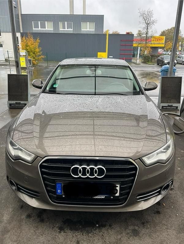 Gebraucht Audi A6 204 PS (150 kW) 2014 Grau Limousine