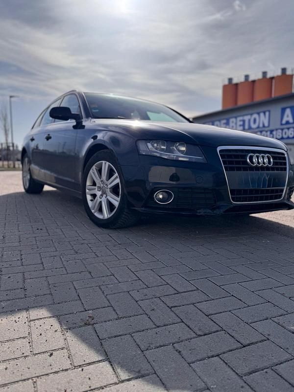 Gebraucht Audi A4 176 PS (129 kW) 2010 Schwarz Kombi