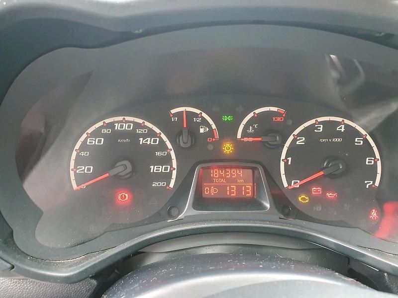 Gebraucht Ford Ka 69 PS (50 kW) 2010 Weiß Kleinwagen