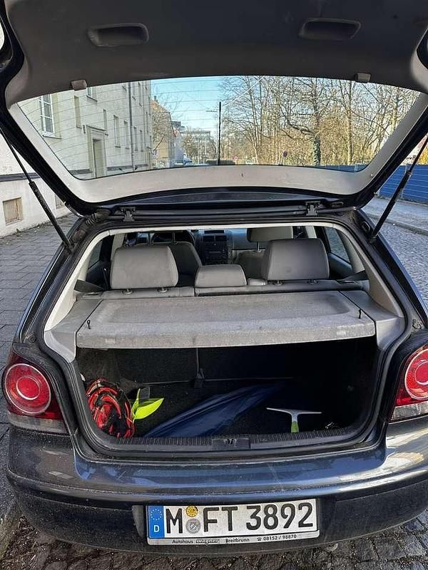 Gebraucht 2005 VW Polo Comfortline Limousine | 1.300 € (Guter Preis) - Bild 1/4