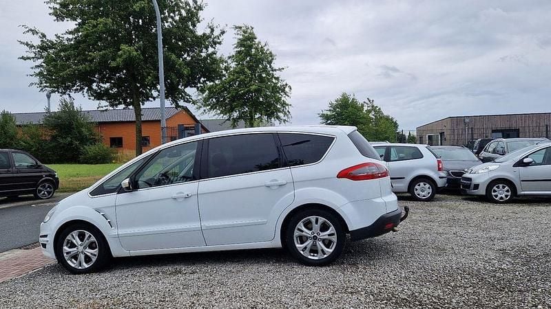 Gebraucht Ford S-MAX Titanium 163 PS (119 kW) 2010 Weiß Van / Kleinbus