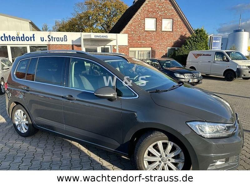 Gebraucht VW Touran Highline 179 PS (131 kW) 2017 Grau Van / Kleinbus