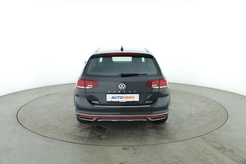 Gebraucht VW Passat Alltrack 239 PS (175 kW) 2020 Grau Kombi