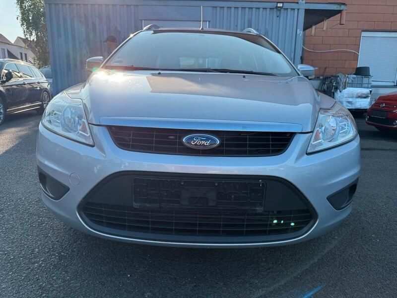 Silber Gebraucht 2009 Ford Focus Kombi | 1.999 € (Guter Preis) - Bild 1/4