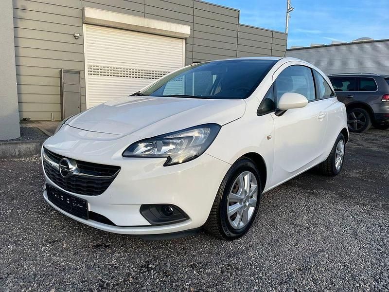 Second-hand Opel Corsa Edition 75 CP (55 kW) 2016 Alb Hatchback