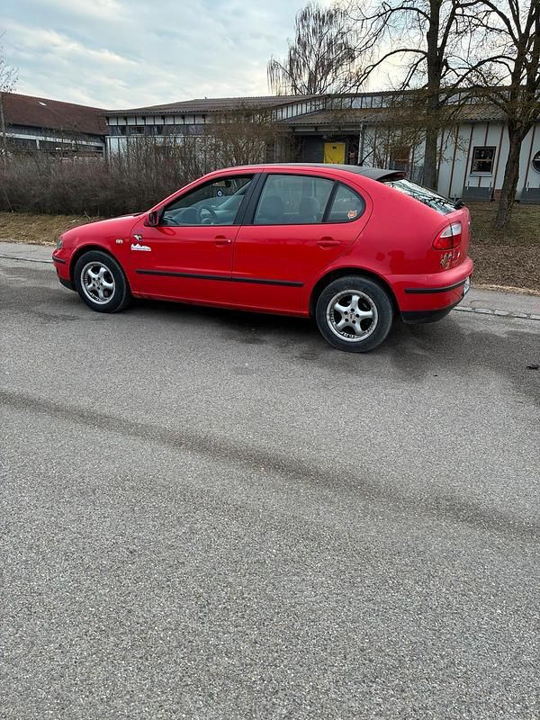 Gebraucht Seat Leon 125 PS (91 kW) 2000 Rot Kleinwagen