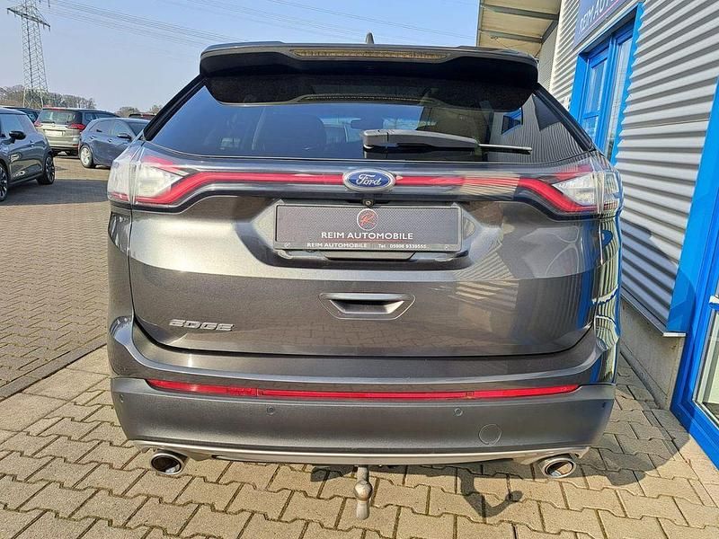 Gebraucht Ford Edge Titanium 211 PS (155 kW) 2016 Magneticgrau (metallic) SUV