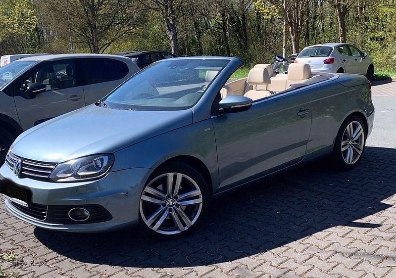 Second-hand VW Eos Cup 140 CP (102 kW) 2014 Albastru Cabrio