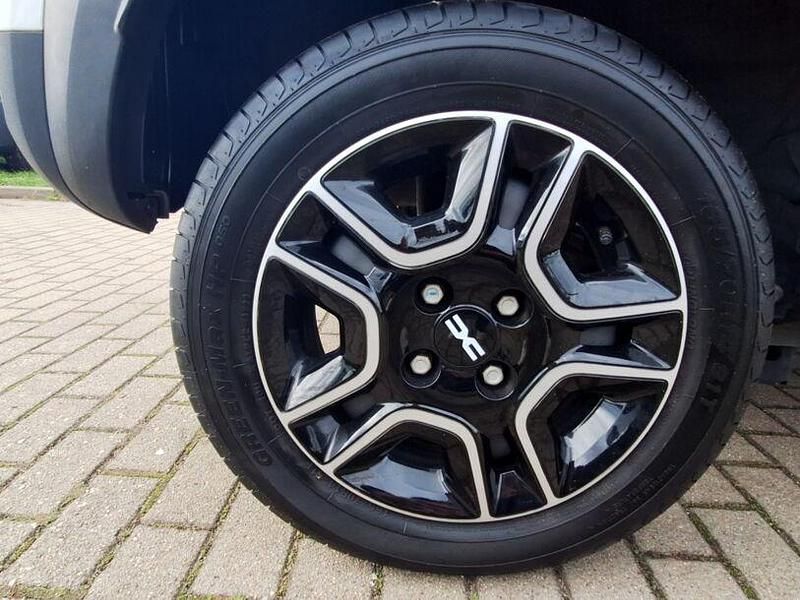 Gebraucht Dacia Spring Essentiel 33 kW (45 PS) 2023 Lightninggrau Kleinwagen