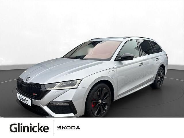 Silber Gebraucht 2021 Skoda Octavia RS Kombi | 29.420 € (Teuer) - Bild 1/2