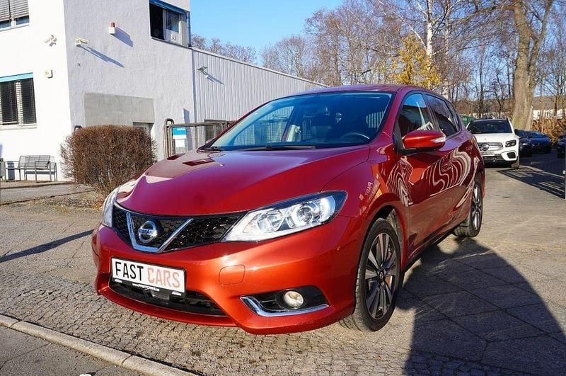 Gebraucht Nissan Pulsar Tekna 116 PS (85 kW) 2017 Rot Limousine