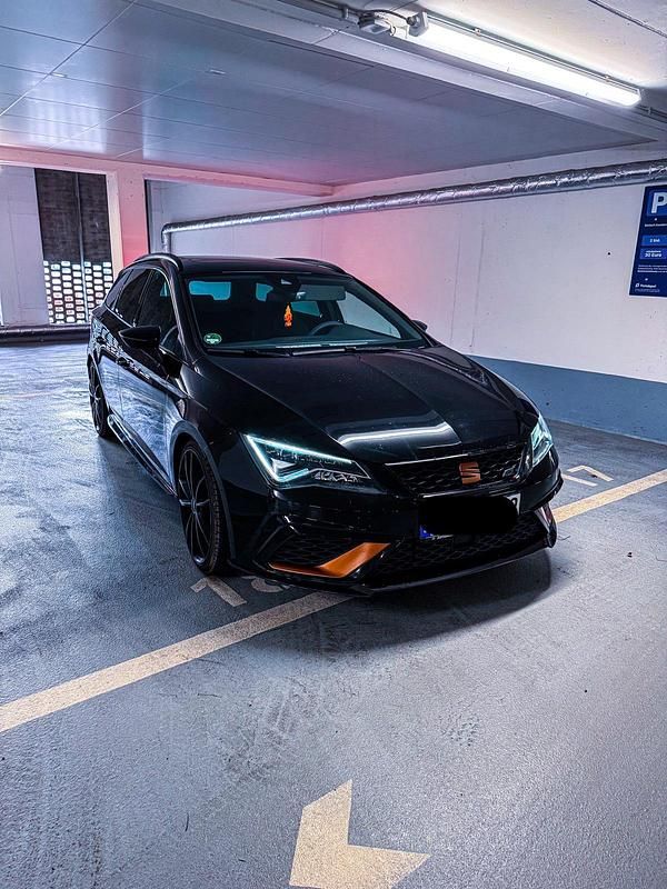 Gebraucht Seat Leon 4Drive 300 PS (220 kW) 2020 Schwarz Kombi