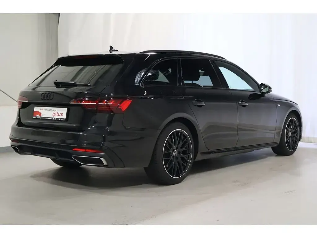 Gebraucht Audi A4 S-Line 204 PS (150 kW) 2025 Schwarz Limousine