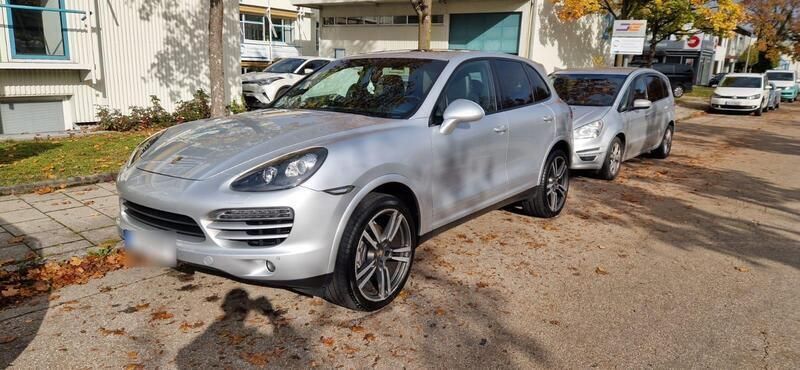 Silber Gebraucht 2011 Porsche Cayenne SUV | 20.000 € (Fairer Preis) - Bild 1/4