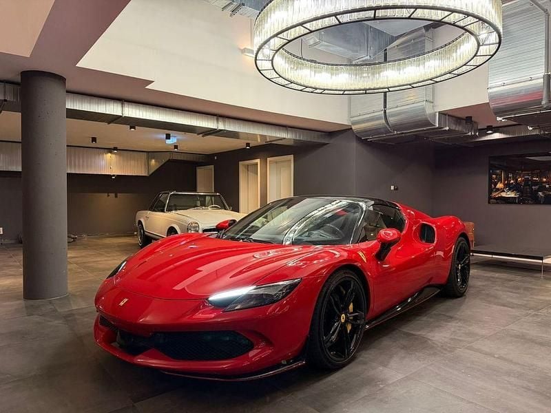 Second-hand Ferrari 296 2025 Roșu Cabrio