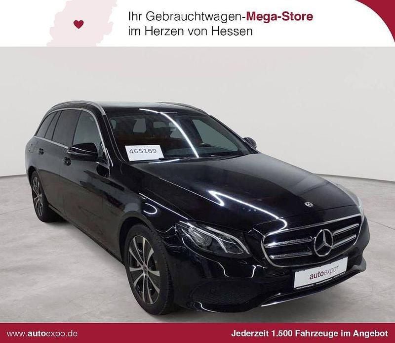 Schwarz Gebraucht 2020 Mercedes E300 Limousine | 21.889 € (Superpreis) - Bild 1/4