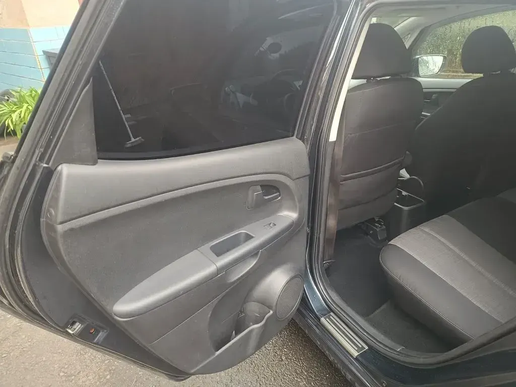 Gebraucht Kia Venga Edition 7 128 PS (94 kW) 2011 Schwarz Kleinwagen