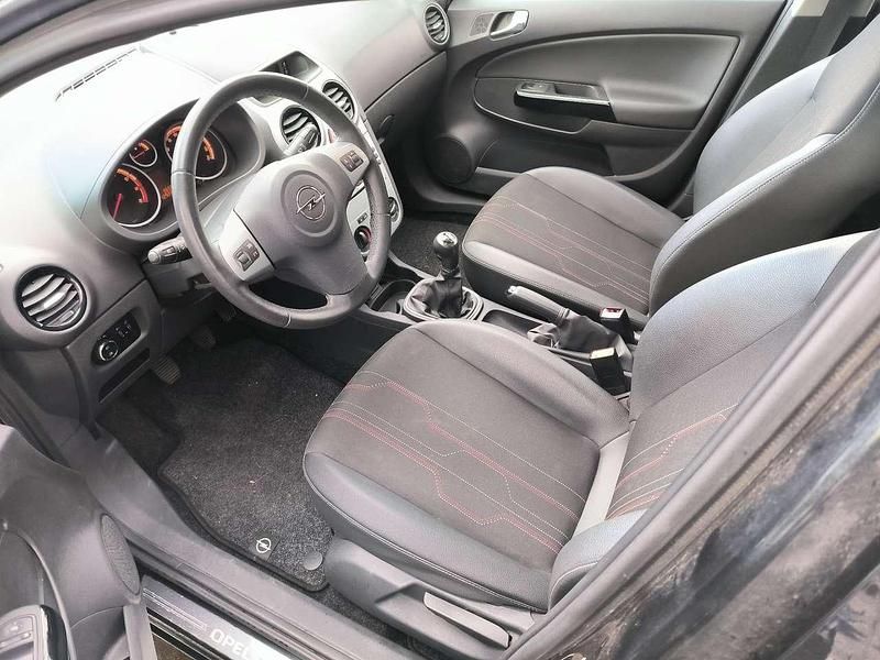 Gebraucht Opel Corsa Innovation 101 PS (74 kW) 2012 Schwarz Kleinwagen