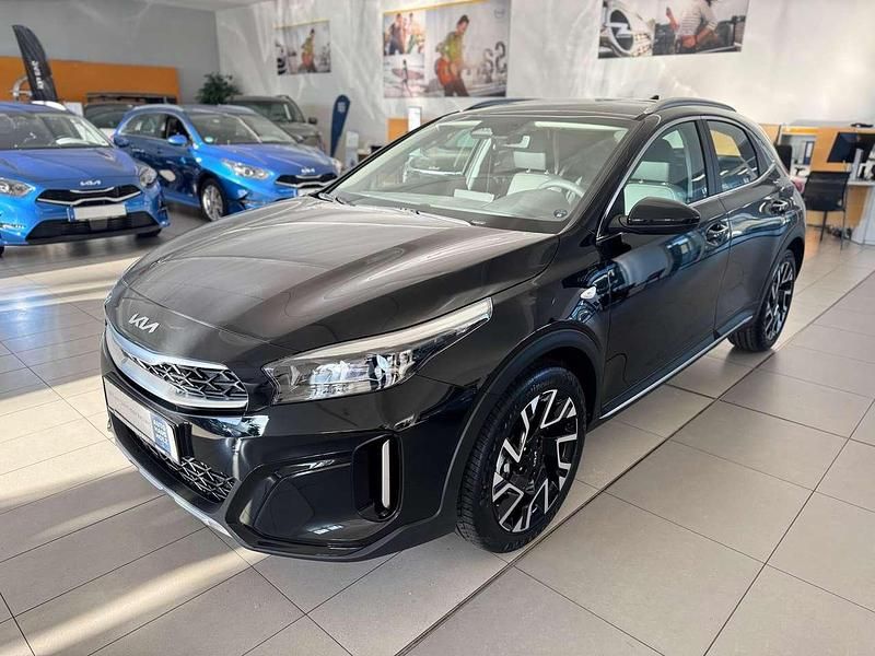 Zilinaschwarz Neu 2025 Kia XCeed Comfort SUV | 25.790 € (Teuer) - Bild 1/4