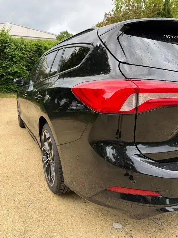 Gebraucht Ford Focus ST-Line 182 PS (133 kW) 2019 Schwarz Limousine